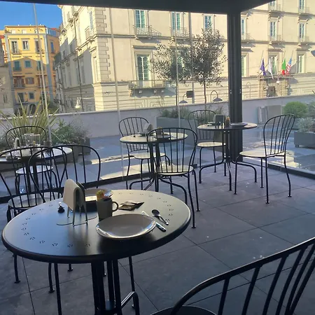 Konukevi Terrazza Carbonara