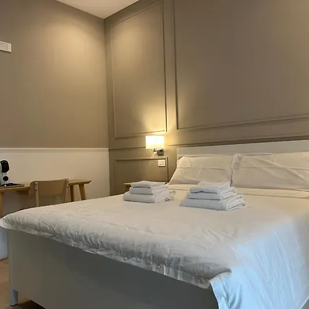 Terrazza Carbonara Konukevi