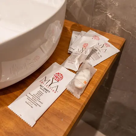 Terrazza Carbonara Konukevi *